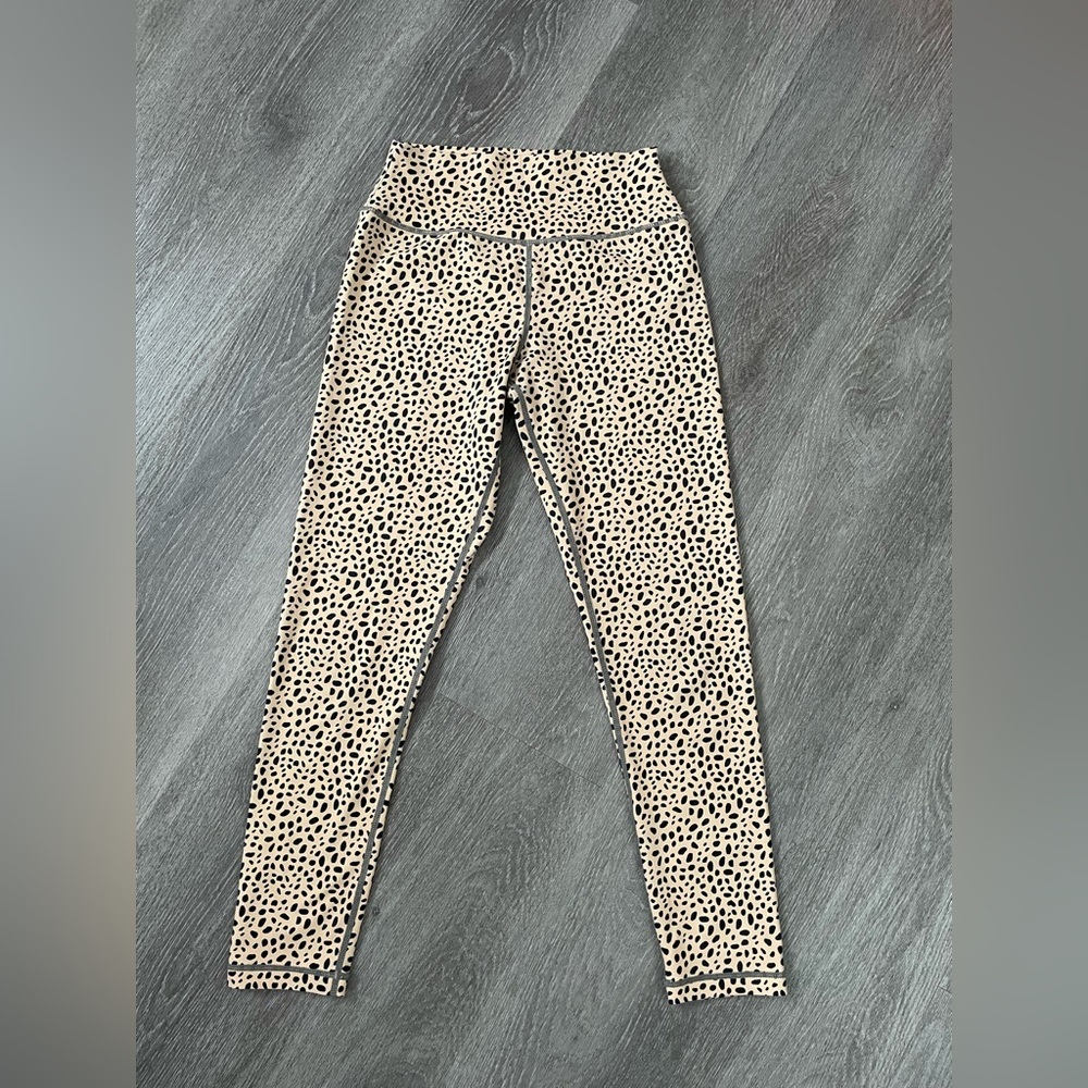 Kavala Collective cheetah Print High-Waisted Leggings size S